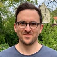 100+ perfiles de «Marty Ring»