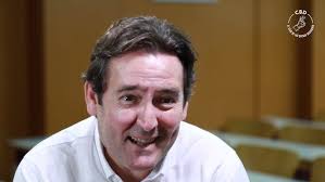 La formación y actualización son pilares fundamentales para dirigir un  hotel