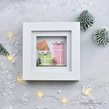 Oder malt einen, oder schneidet ein beamerwerbebild aus und verfahrt mit der linse. Kreative Geldgeschenke Im Bilderrahmen Mit Miniaturfiguren Schenken