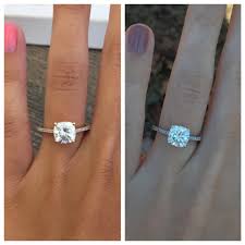 I m not sure if it's a yellow gold or rose gold, but in a real life, yellow gold looked really bad on me. White Gold Or Rose Gold Help