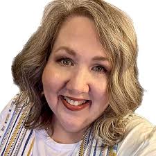 Denise Manns's Instagram, Twitter & Facebook