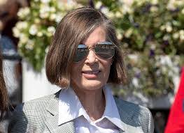 Josie Carroll's Instagram, Twitter & Facebook