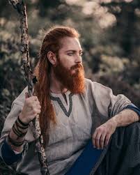 Viking braids also often contained beard beads, or beard rings that would section off different areas of the beard as dependent on length. 54 Best Viking Beard Styles For Bearded Men Fashion Hombre