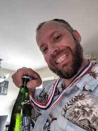 3 day weekends, who's down for a beer 🍻