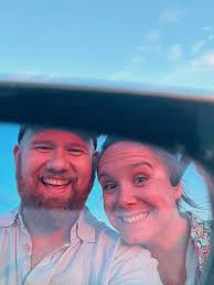 DANKE @delin.at ! @lilliauswien und ich hatten die große Ehre bei der  @vienna_fashion_week mitlaufen zu dürfen! Die großartige Juli Deiger von  Delin hat gebrauchte Kleidungsstücke von der @caritaswirhelfen und der  @volkshilfe und