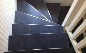 Carreler Un Escalier Sans Nez De Marche C Est Possible Touts Nos Conseils Un Vitrier A Votre Service