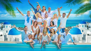 La troisième saison du programme sest stabilisée en audiences avec une moyenne de 282 000 téléspectateurs pour 1,6 % de parts de marché. Les Vacances Des Anges 2 Episode 24