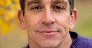 Bookends: Inaugural poet will read at F&M