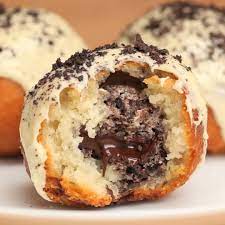 Cookies And Cream Stuffed Doughnuts Recipe By Tasty Recipe Delicious Donuts Doughnut Recipe Desserts