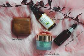 La Boutonneuse Le Blog Bien Etre Des Boutonneuses Decomplexees En 2020 Peau Grasse Soins Pour Peau Grasse Soins De La Peau