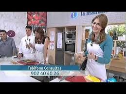 Apenas viene a casa, se pone a cocinar. Tve Internacional La Manana De La 1 Saber Cocinar Divertido Momento 2011 Youtube