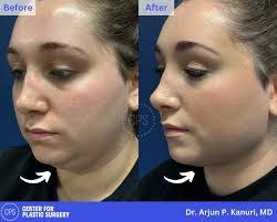 Lisa Eannarino's Instagram, Twitter & Facebook