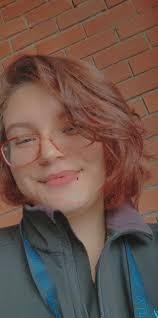 Entry level administrative assistant job available