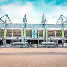 Parkmöglichkeiten sind in nächster umgebung zahlreich vorhanden. 7 Orte Fur Fussball Und Boussia Fans In Monchengladbach