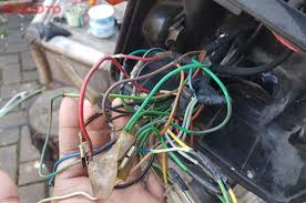 Periksa kondisi kabel mesin cuci. Kalau Kabel Ini Sampai Digigit Tikus Mesin Motor Tidak Bisa Menyala Gridoto Com