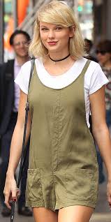 Taylor Swift S New Blonde Hair Is Pretty And So Wearable Taylor Swift New Taylor Swift Bleached Hair Taylor Swift Style