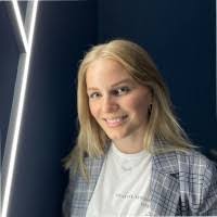 Maria Unger's Instagram, Twitter & Facebook