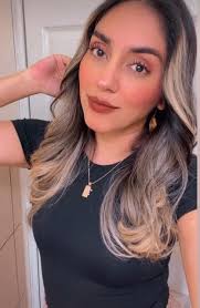 Hoy esta de cumpleaños mi hija primogénita la dra Cesia, hija querida te  deseamos una eternidad de años aquí en la tierra pues personas con el  corazón como el tuyo son eternas,