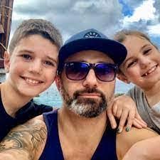 Alex Shurchin's Instagram, Twitter & Facebook