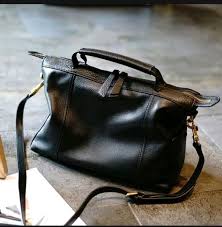7431ced3 pin bb:7474d69 what app. Jual Tas Kulit Wanita Asli Kulit Premium Tas Asli Bahan Kulit Sapi Tas Selempang Kulit Wanita Premium Tempatniaga