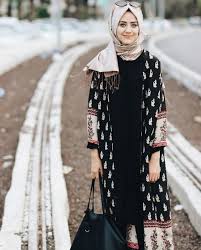Latest abaya style and designs in pakistan 2018. 28 Women Abaya Ideas Abaya Fashion Muslimah Fashion Hijab Fashion