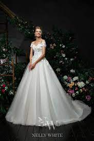 Top qualität & günstiger preis. Brautkleid Blumen Handarbeit Marry4love Berlin Brautkleider Verleih Und Hochzeitskleider Verkauf Brautmode Nach Mass