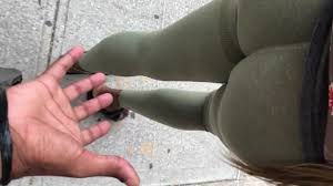 Perv grabs an sexy ebony teen ass in public - ThisVid.com en anglais