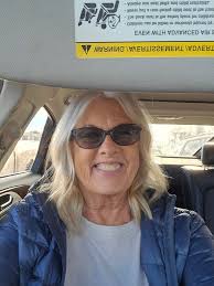 I tried to cut ✂️ 'em off but mah scissors ✂️ dull af! 🤦🏾‍♀️🤣