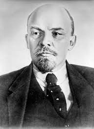 Ленин в 1918 году / lenin in 1918. Vladimir Lenin Biography Facts Ideology Britannica