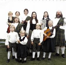Die kelly family steht endlich wieder auf der bühne, samt großer tour im. Musik Erfolge Die Singende Klingende Kelly Family Bilder Fotos Welt