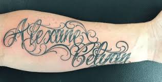Tatouez ✅ vous présente une collection de 150 incroyables tatouage bras complet pour homme, les plus beaux tattoos de manchette que vous alors que la société a appris à accepter les tatouages au fil des années, de plus en plus d'hommes sautent le pas et réalisent le tatouage bras complet. Epingle Sur Fremode Com