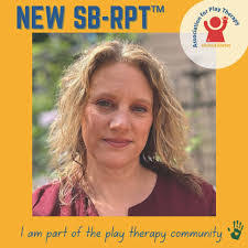 Catherine Dubois's Instagram, Twitter & Facebook