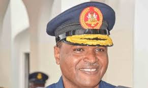 Air Force Chief pays condolence visit to family of late Squadron Leader  Baba-Ari |