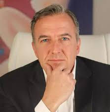 FAKE NAME and ACCOUNT ROBERT HILSON 1st Picture is when the real man was  much younger...2nd picture is what he looks like today...Many women are  accepting his profile but it is a