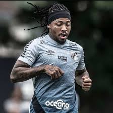 feliz no santos marinho diz que o pai tem sonho de ve lo no flamengo