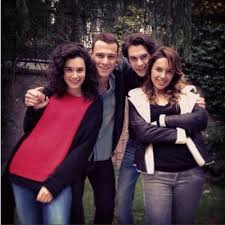 The series returned to the screens again with its episodes. Gunesi Beklerken Isirara7kseev Twitter