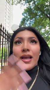 I Look Fat in Turtle Neck