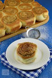 Dar pentru că mie nu îmi place nuca, am ales pentru mine să fac cu scorțișoară. Cuib De Viespi Caietul Cu Retete