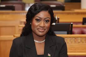 Albertina Kashuupulwa (@Alberbetty)