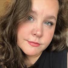 Haley Stringer's Instagram, Twitter & Facebook