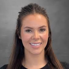 Amy Steele's Instagram, Twitter & Facebook