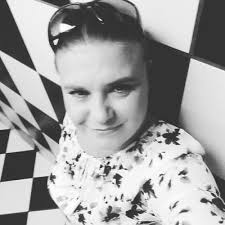 Janelle Rogers (@janellerogers)