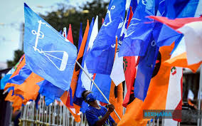 Partai politik merupakan salah satu infrastruktur politik terpenting dalam sistem demokrasi modern. Bernama Prn Sabah Perang Bendera Kian Meriah