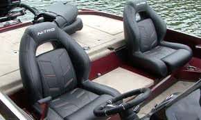 Nitro Z20 The Standard Carpeted Hatch Between The Bucket Seats Provides For Easy Passage To The Aft Fishing Deck