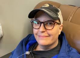 Sharon Spratt's Instagram, Twitter & Facebook