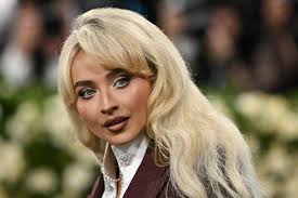 Sabrina Carpenter'dan hayranlarını kızdıracak karar