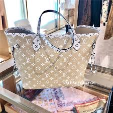 Louis Vuitton Summer Neverfull Shopping Bag Louis Vuitton Vuitton Louis Vuitton Handbags Outlet