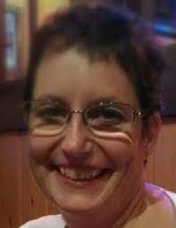 Lori Krohn's Instagram, Twitter & Facebook