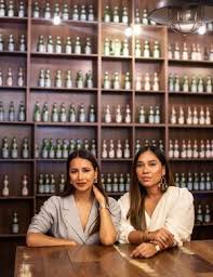 Tengku chanela jamidah will celebrate 38th birthday on tuesday, may 18, 2021. Local Beauty Moghuls Didie Nasir And Tengku Chanela Jamidah Of Dida For Women