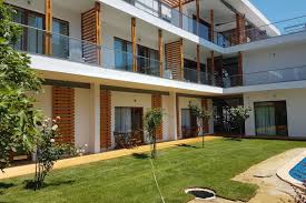 Planlarınızı mobil uygulamalarla eş zamanlayın, çevrimdışı in a prime location in the sri hartamas district of kuala lumpur, kiara inn by kl suites is located 5 km from federal territory mosque, 7… Kiara Apartments St Constantin And Elena Bulgaria Summer Vacations